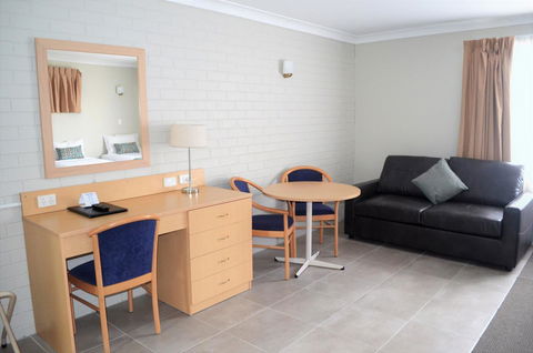 Bathurst Motor Inn - Dalby Accommodation 9