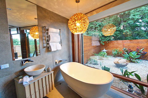 Sticky Rice Villas - Dalby Accommodation 14