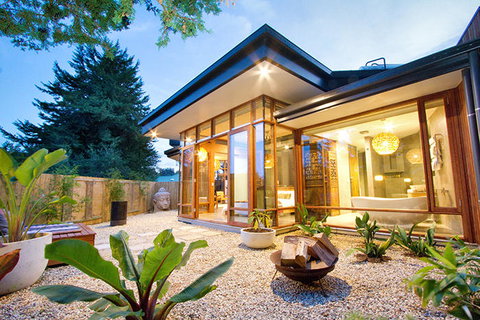 Sticky Rice Villas - Dalby Accommodation 13