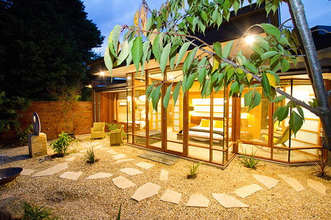Sticky Rice Villas - Dalby Accommodation 15