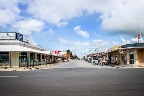 Port Vincent Motel & Apartments - Dalby Accommodation 34