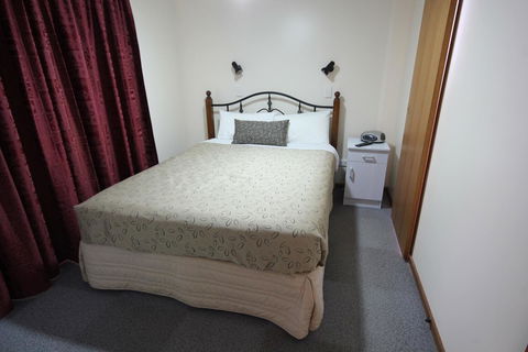 Port Vincent Motel & Apartments - Dalby Accommodation 13