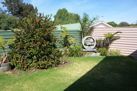 Port Vincent Motel & Apartments - Dalby Accommodation 27