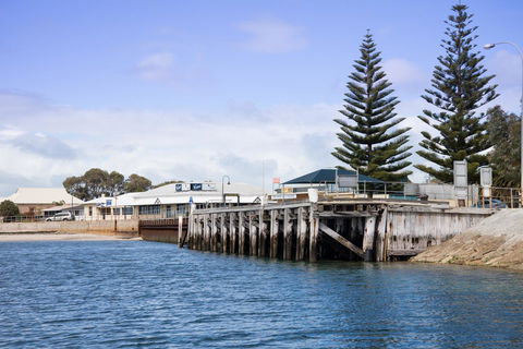 Port Vincent Motel & Apartments - Dalby Accommodation 37