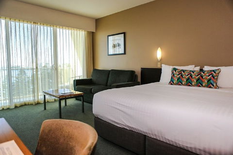 Port Lincoln Hotel - Dalby Accommodation 9