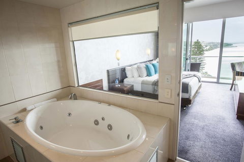 Port Lincoln Hotel - Dalby Accommodation 20