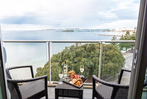 Port Lincoln Hotel - Dalby Accommodation 13