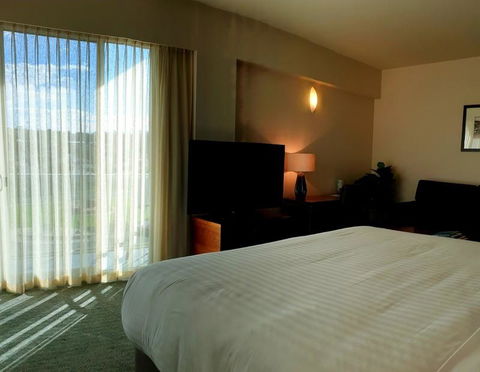 Port Lincoln Hotel - Dalby Accommodation 2