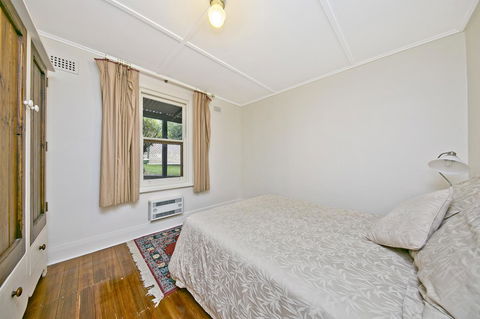 Vineyard Cottage BnB - Dalby Accommodation 18