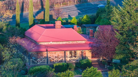 Vineyard Cottage BnB - Dalby Accommodation 0
