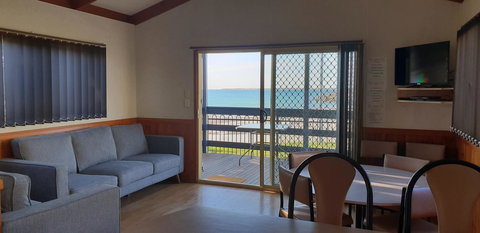Wallaroo Beachfront Tourist Park - Dalby Accommodation 5