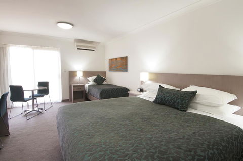 Loxton Community Hotel Motel - Dalby Accommodation 8