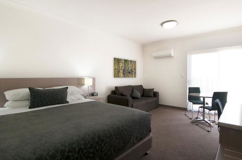 Loxton Community Hotel Motel - Dalby Accommodation 14