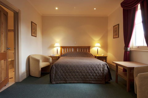 Loxton Community Hotel Motel - Dalby Accommodation 24