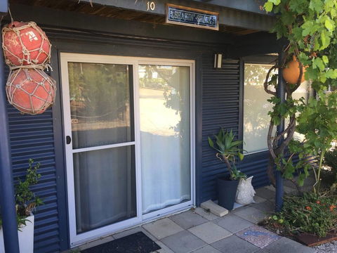 SHAKIN' SHACK - Dalby Accommodation 19