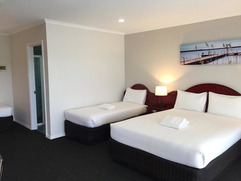 Hilton Beachfront Motel - Dalby Accommodation 20