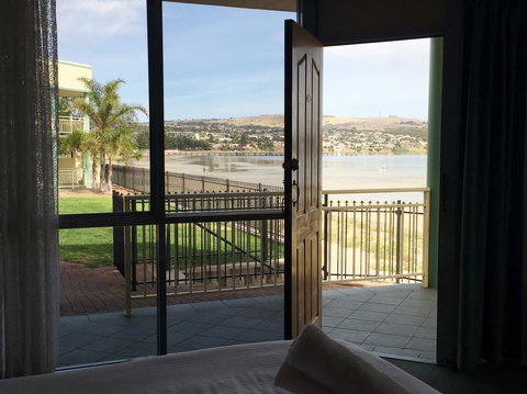 Hilton Beachfront Motel - Dalby Accommodation 18