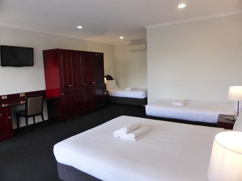 Hilton Beachfront Motel - Dalby Accommodation 35