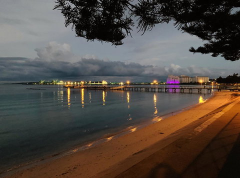 Hilton Beachfront Motel - Dalby Accommodation 10