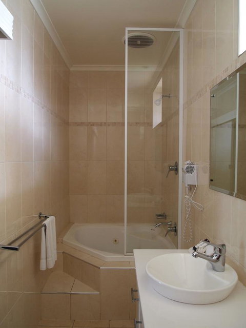 Hilton Beachfront Motel - Dalby Accommodation 44