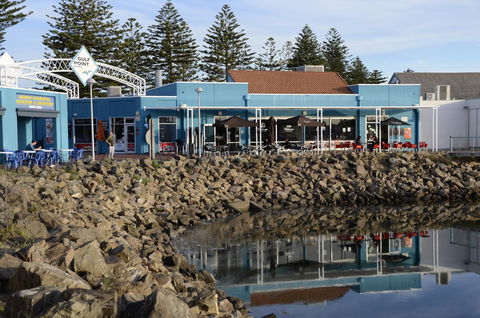 Townhouse On The Marina - Dalby Accommodation 8