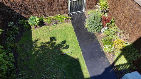 Townhouse On The Marina - Dalby Accommodation 16