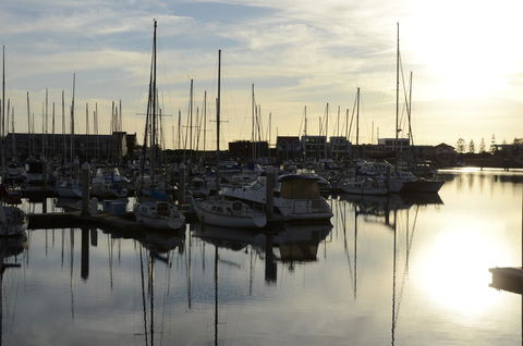 Townhouse On The Marina - Dalby Accommodation 9