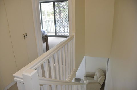 Townhouse On The Marina - Dalby Accommodation 17