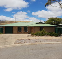 South Coast Escape - Dalby Accommodation