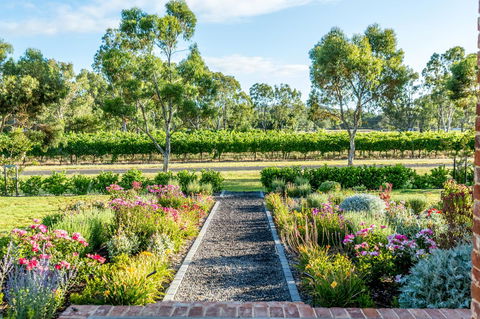OXENBERRY FARM - Dalby Accommodation 16