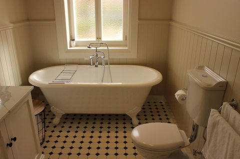 OXENBERRY FARM - Dalby Accommodation 5