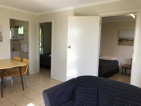 Robetown Motor Inn & Apartments - Dalby Accommodation 36