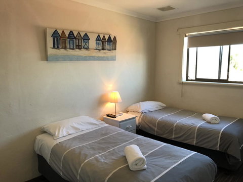 Robetown Motor Inn & Apartments - Dalby Accommodation 12