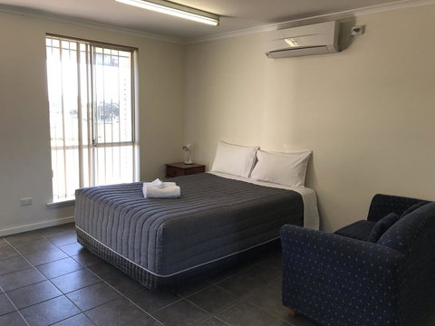 Robetown Motor Inn & Apartments - Dalby Accommodation 40