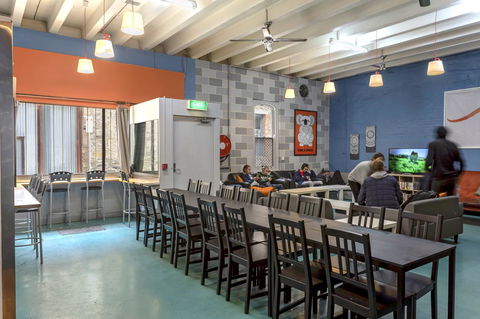 Tequila Sunrise Hostel Adelaide - Dalby Accommodation 14