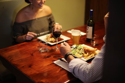 Caledonian Inn - Dalby Accommodation 15