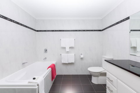 Ramada Resort By Wyndham Shoal Bay - Dalby Accommodation 33