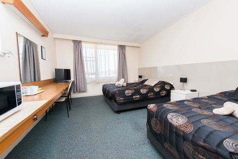 Blue Lake Motel - Dalby Accommodation 12