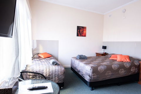 Blue Lake Motel - Dalby Accommodation 16