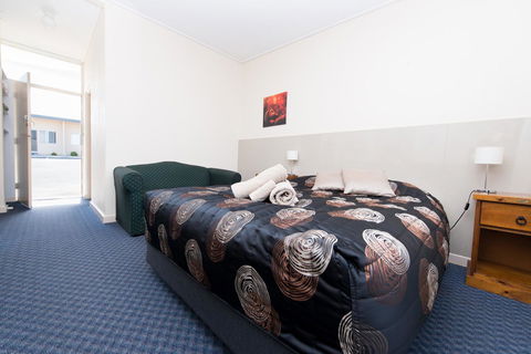 Blue Lake Motel - Dalby Accommodation 13