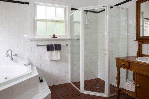 Clare Valley Heritage Retreat - Dalby Accommodation 0