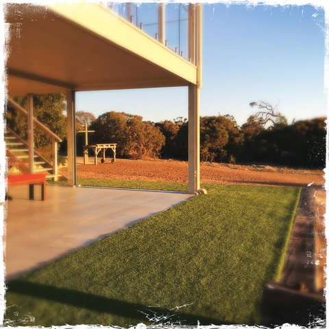 Southern Ocean Lookout - Dalby Accommodation 1