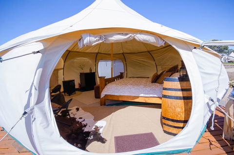 Bukirk Glamping & Fancy Coops - Dalby Accommodation 10