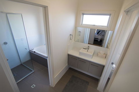 Villa Serra - Dalby Accommodation 10