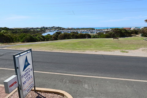 Harbour View Motel - Dalby Accommodation 9