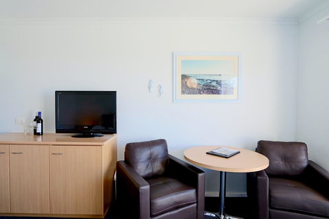 Harbour View Motel - Dalby Accommodation 5