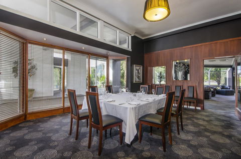 The Commodore - Dalby Accommodation 4