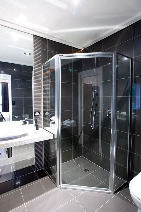 The Commodore - Dalby Accommodation 31