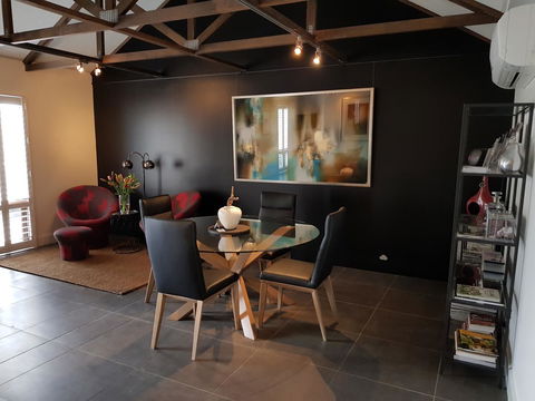 Irongate Studio B&B - Dalby Accommodation 0