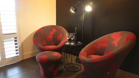 Irongate Studio B&B - Dalby Accommodation 13